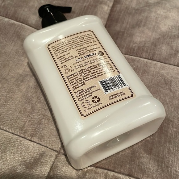 New! Honeysuckle Hand & Body Lotion from Provence France 16.9 Oz - Picture 3 of 4